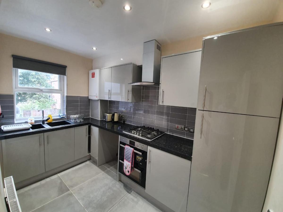 London Modern 4 Bedroom Apartment Luaran gambar