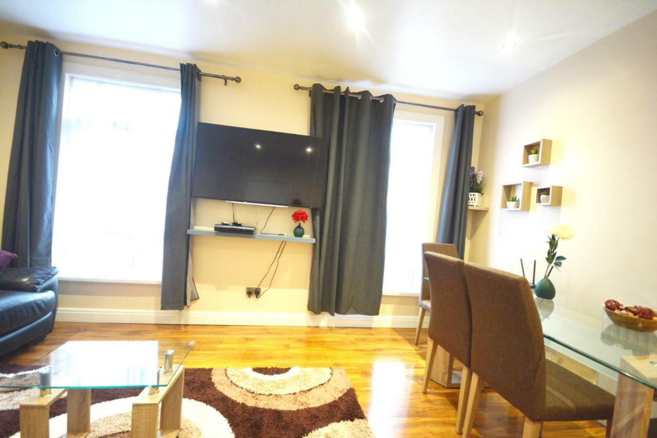 London Modern 4 Bedroom Apartment Luaran gambar