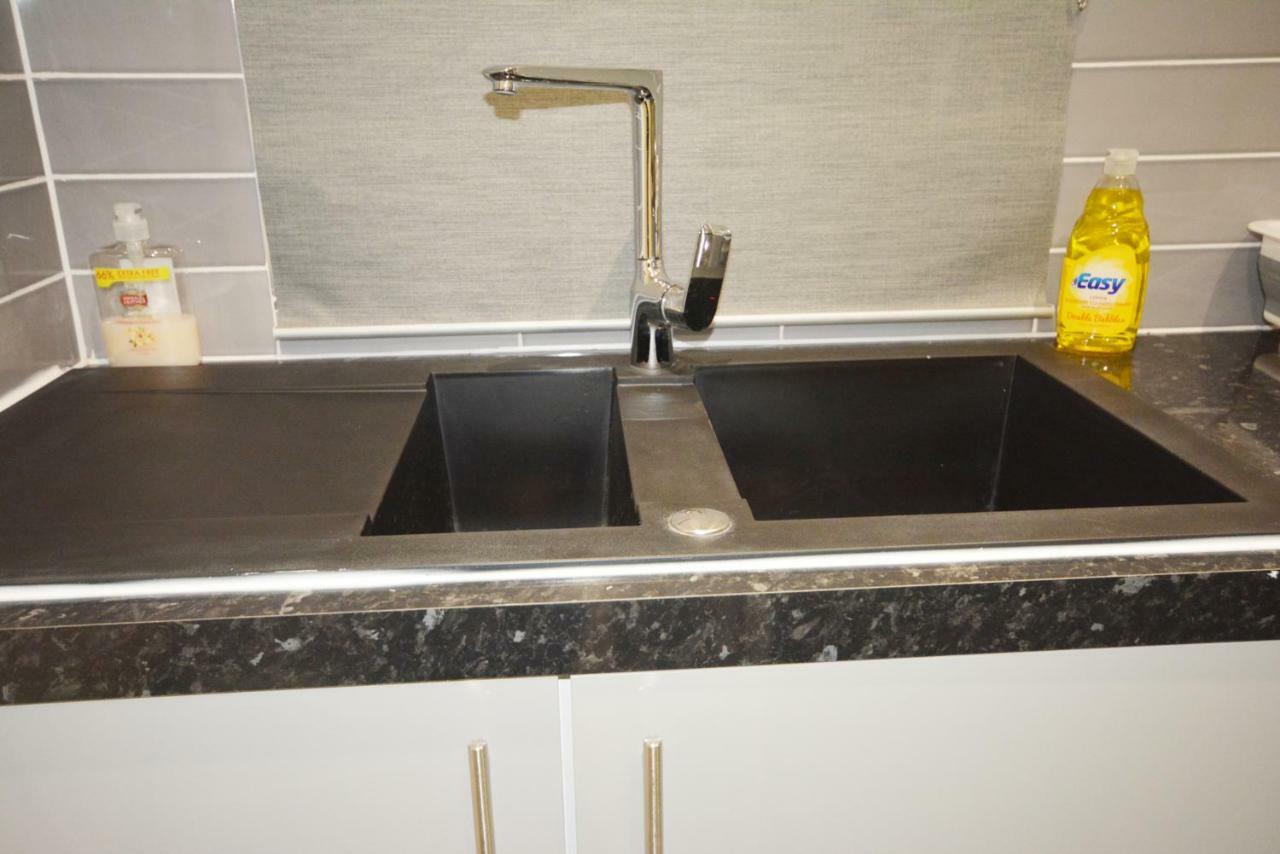 London Modern 4 Bedroom Apartment Luaran gambar